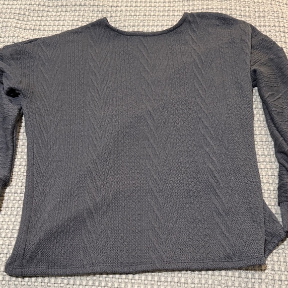Elegant Gray Women's Top - Picture 1 of 4